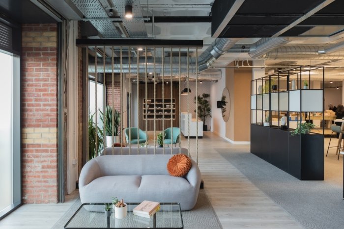 West Barn Co. 办事处 – 达勒姆