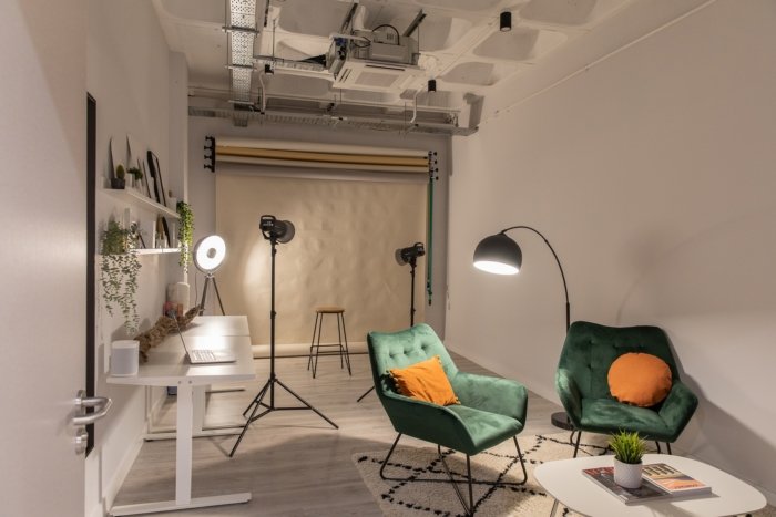 West Barn Co. 办事处 – 达勒姆