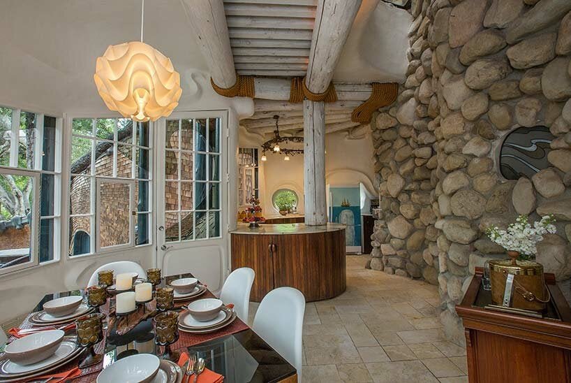 探索南加州“鲸鱼屋”的高迪风格建筑 探索南加州“鲸鱼屋”的高迪风格建筑