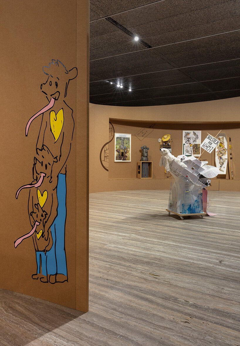 simon fujiwara 在米兰普拉达基金会展示 who the bær