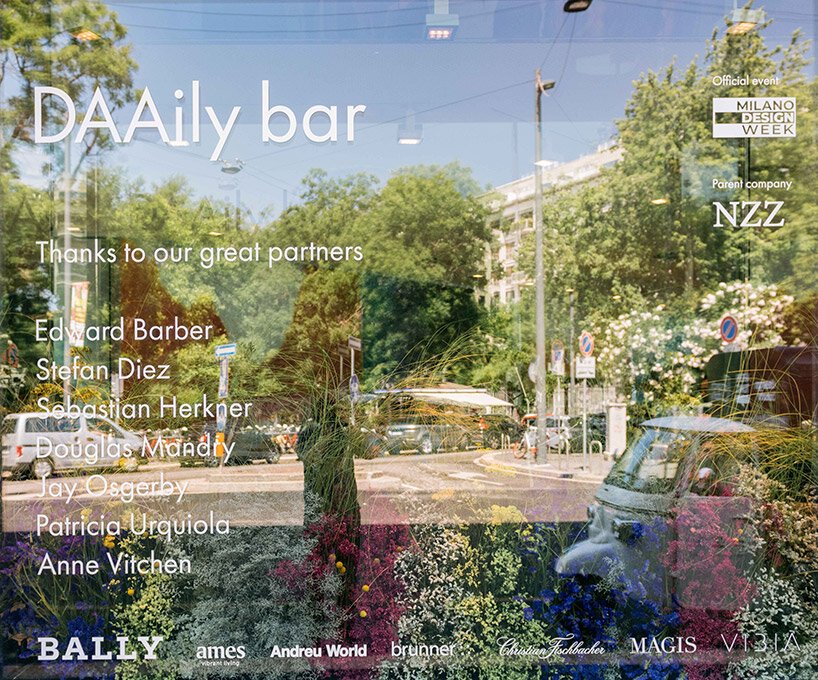 巴黎丽兹花女爵士 anne vitchen 用花卉装置入侵 DAAily 酒吧 巴黎丽兹花女爵士 anne vitchen 用花卉装置入侵 DAAily 酒吧