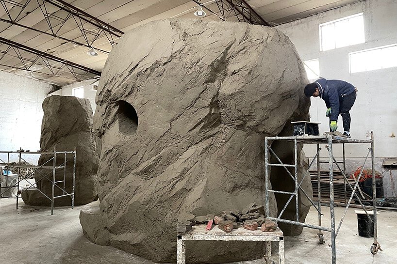 蓝色的。建筑工作室将自然融入佐莱主义甜点咖啡馆,中国 蓝色的。建筑工作室将自然融入佐莱主义甜点咖啡馆,中国