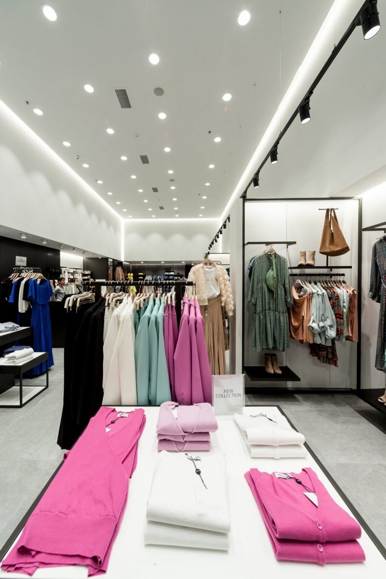 Avenue Mall 的 BSB 商店，由 Kordas Architects 设计