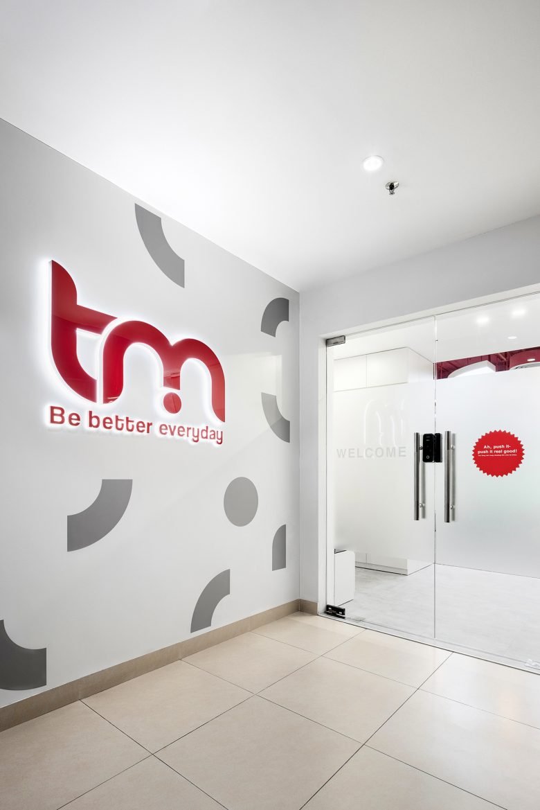 令人惊叹的办公室——不是太大,但很困难,令人惊叹。 令人惊叹的办公室——不是太大,但很困难,令人惊叹。