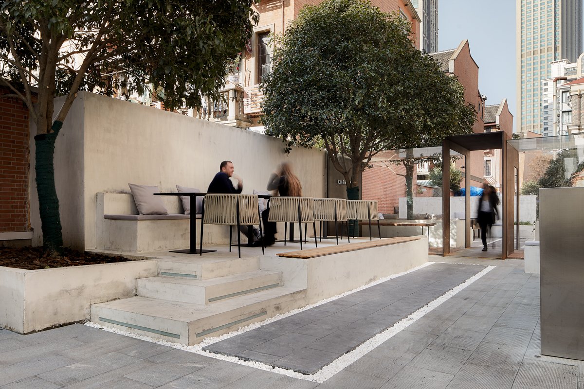 STUDIO8 设计的 CHARCOHOL 餐厅和鸡尾酒吧