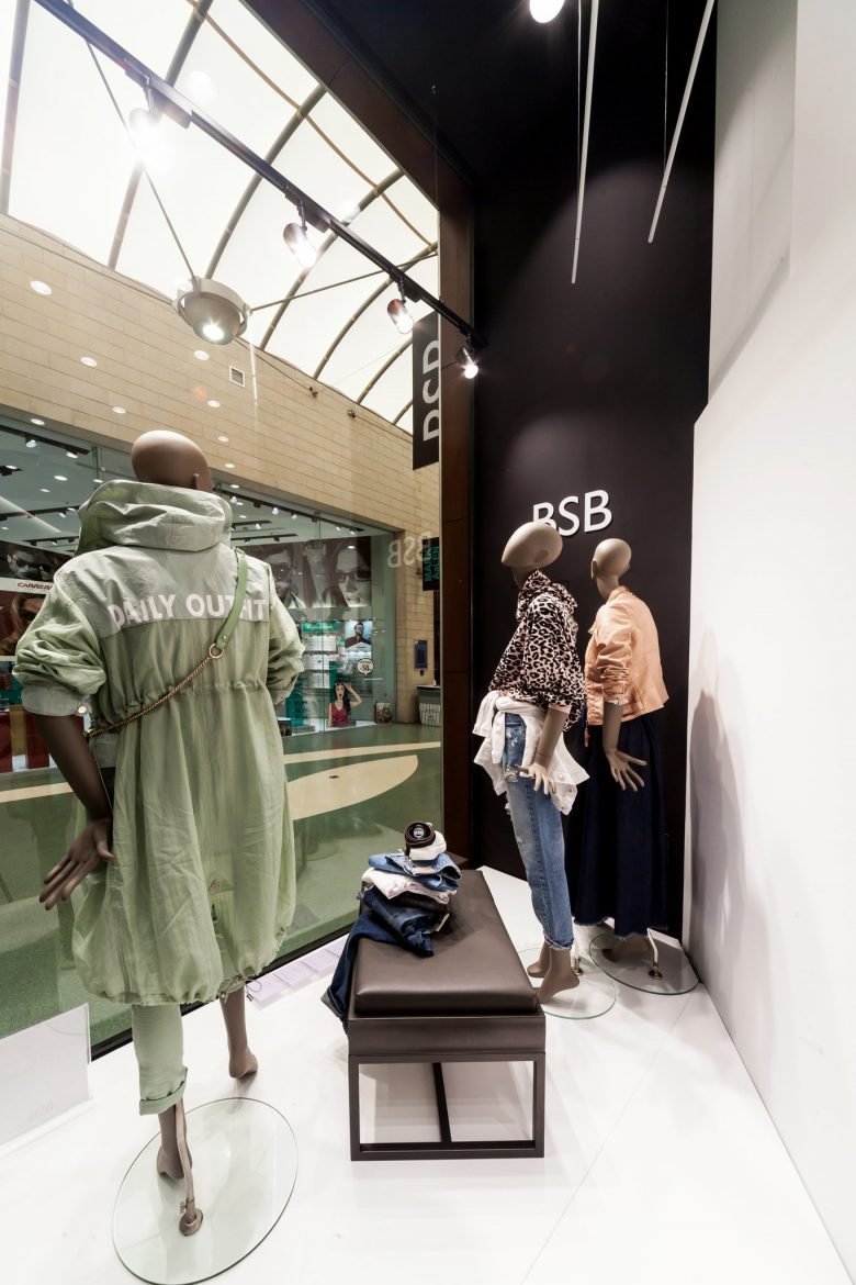 Avenue Mall 的 BSB 商店，由 Kordas Architects 设计