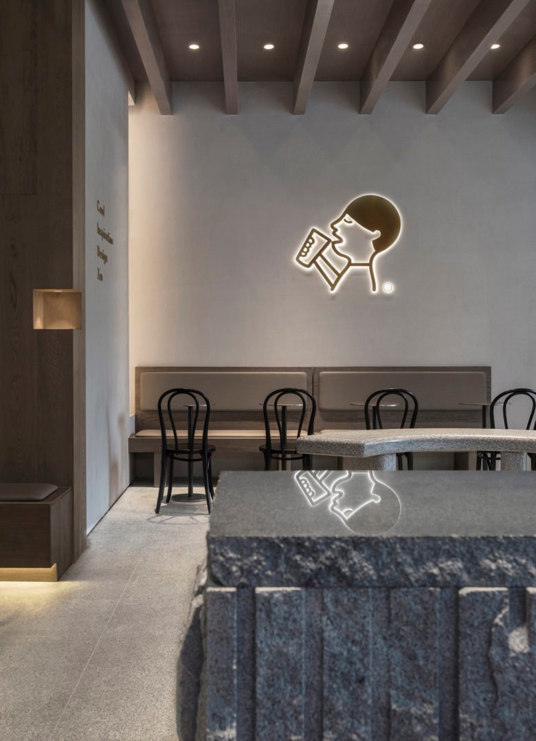 喜茶位于南宁万象城 by BloomDesign