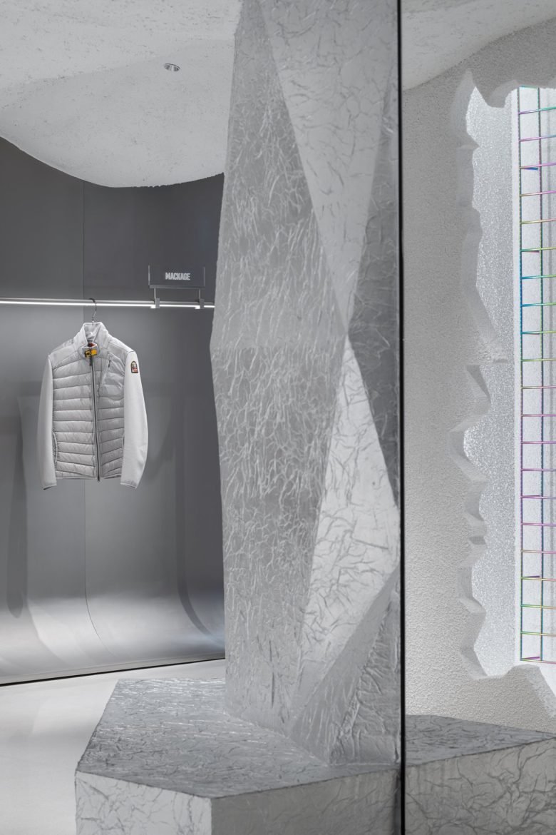 ALL DESIGN STUDIO 揭示户外买手店的雪原幻象 ALL DESIGN STUDIO 揭示户外买手店的雪原幻象