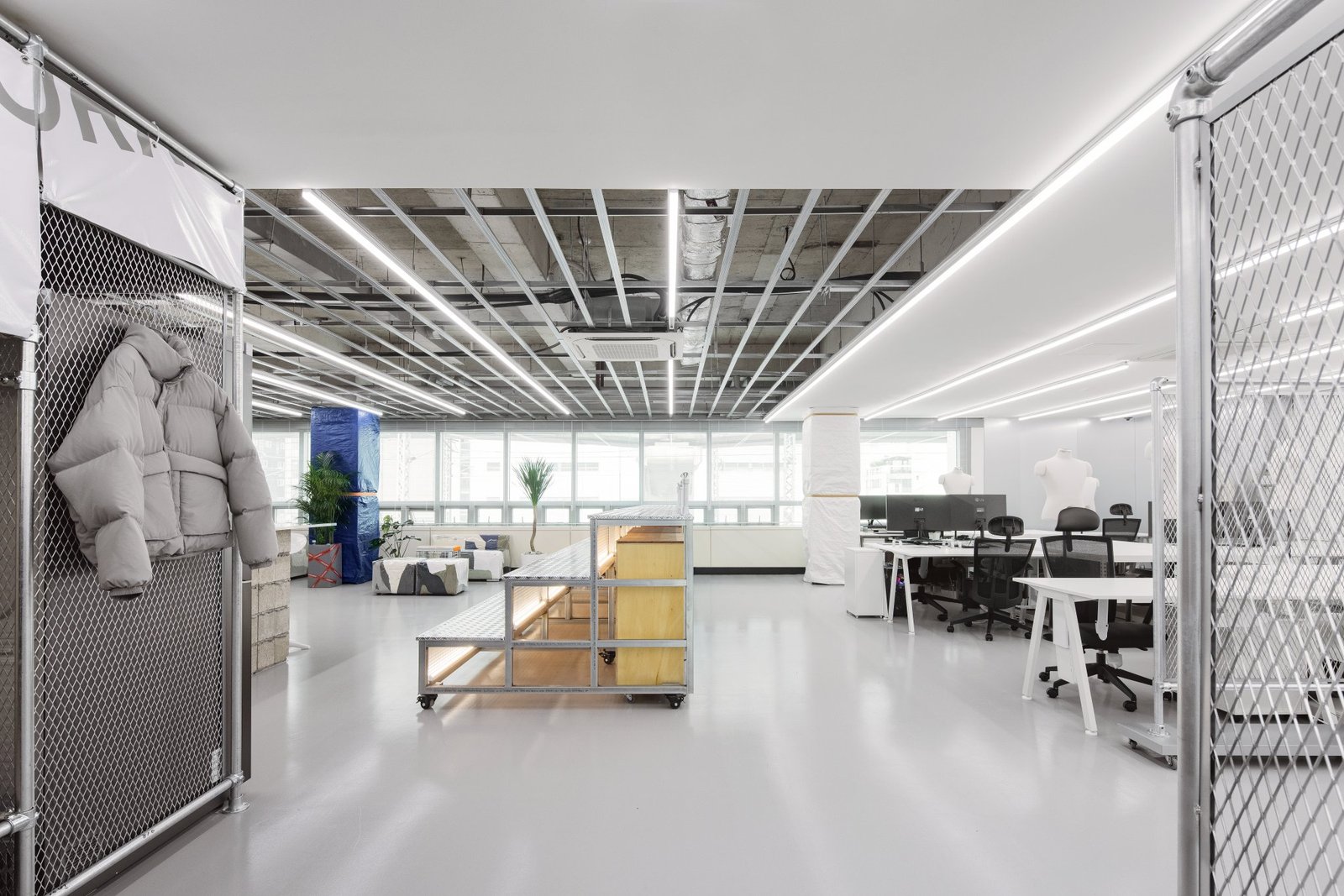 混凝土工程办公室 - 焕发出独特的街头氛围