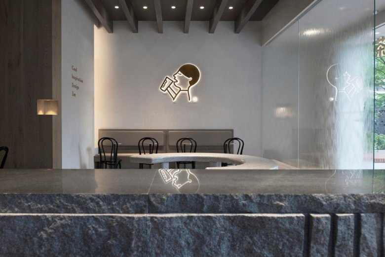 喜茶位于南宁万象城 by BloomDesign