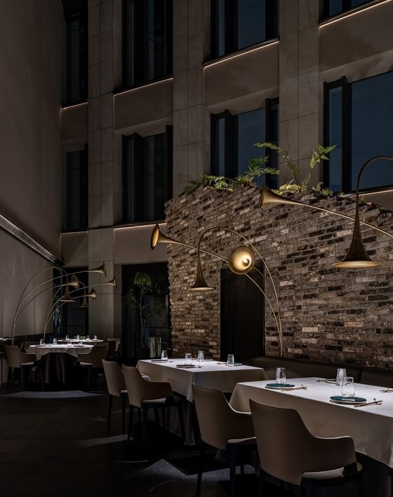 四季民福烤鸭店 ( 外白渡桥店) 四季民福烤鸭店 (外白渡桥店)