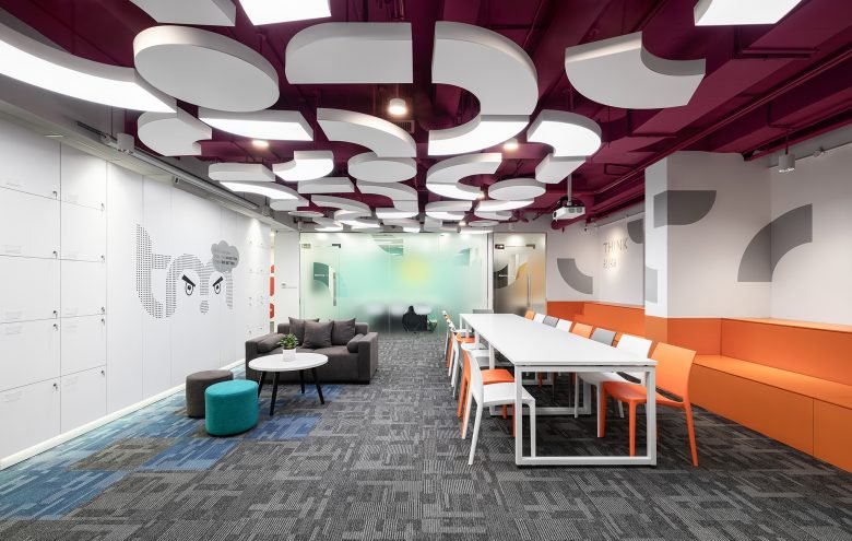 令人惊叹的办公室——不是太大,但很困难,令人惊叹。 令人惊叹的办公室——不是太大,但很困难,令人惊叹。