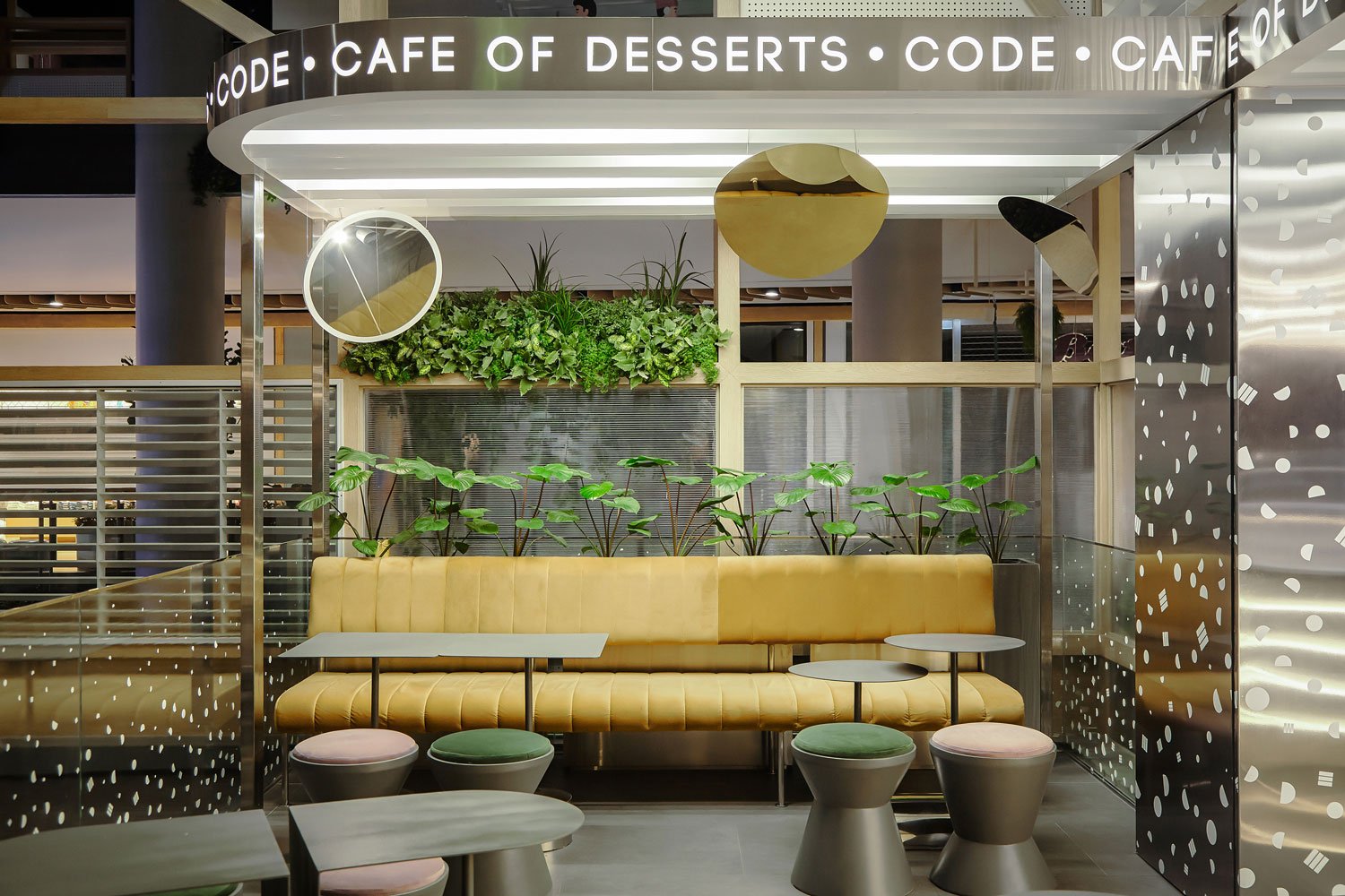 Taste Space 设计的 C O D E（甜点爱好者咖啡馆）