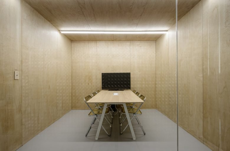 混凝土工程办公室 - 焕发出独特的街头氛围