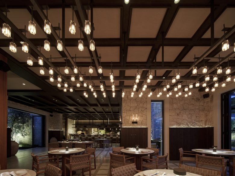 Alma 餐厅 – Side