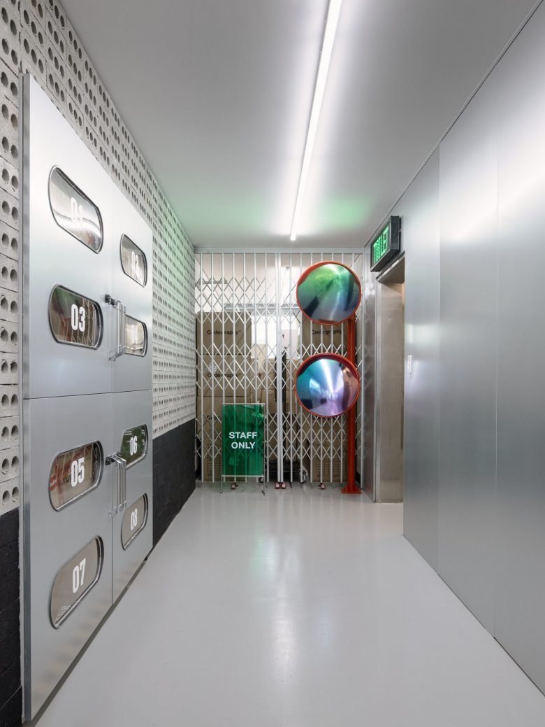 混凝土工程办公室 - 焕发出独特的街头氛围