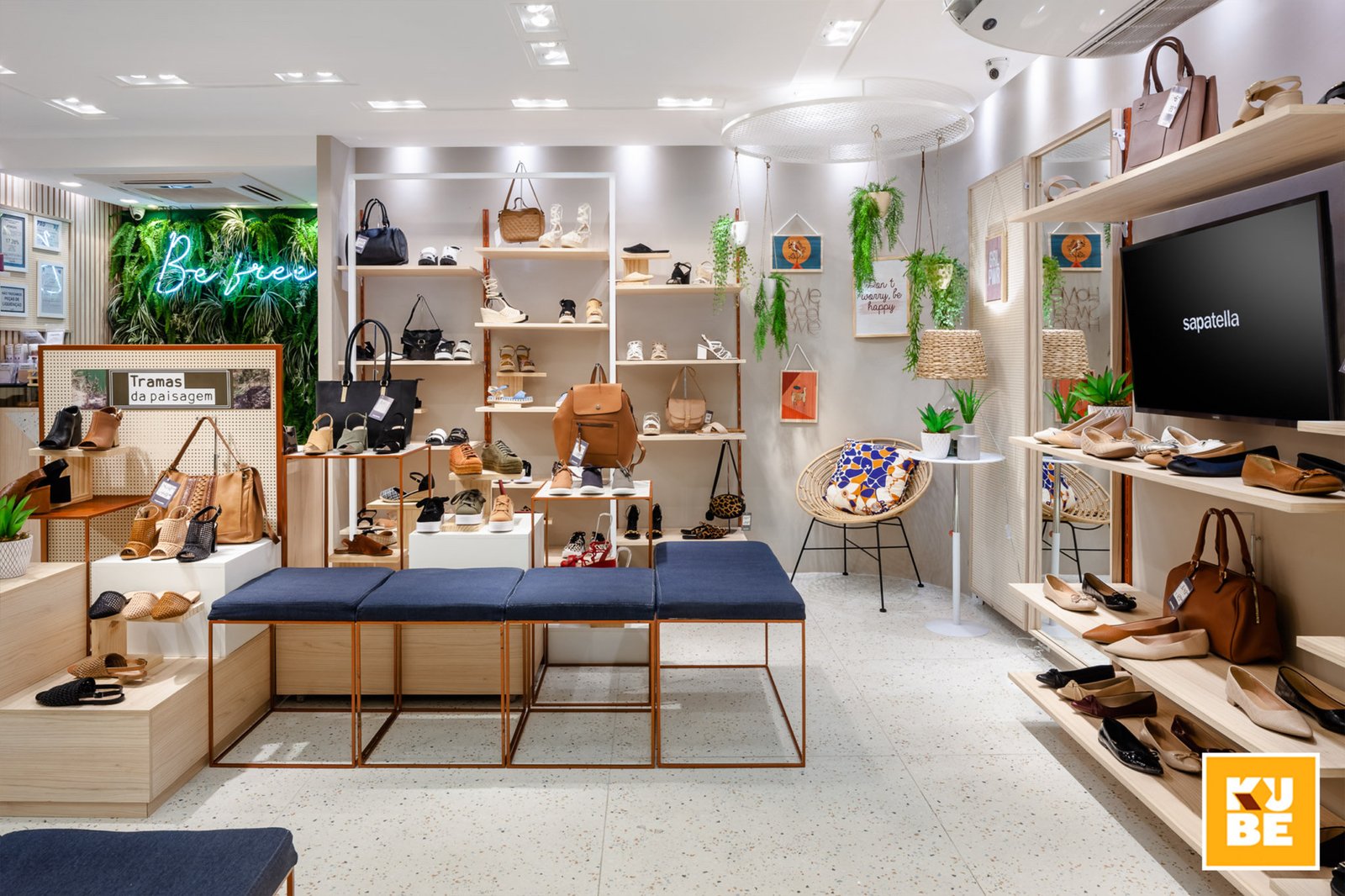 Sapatella 商店,由 Kube Arquitetura 设计,里约热内卢 – 巴西 Sapatella 商店,由 Kube Arquitetura 设计,里约热内卢 – 巴西