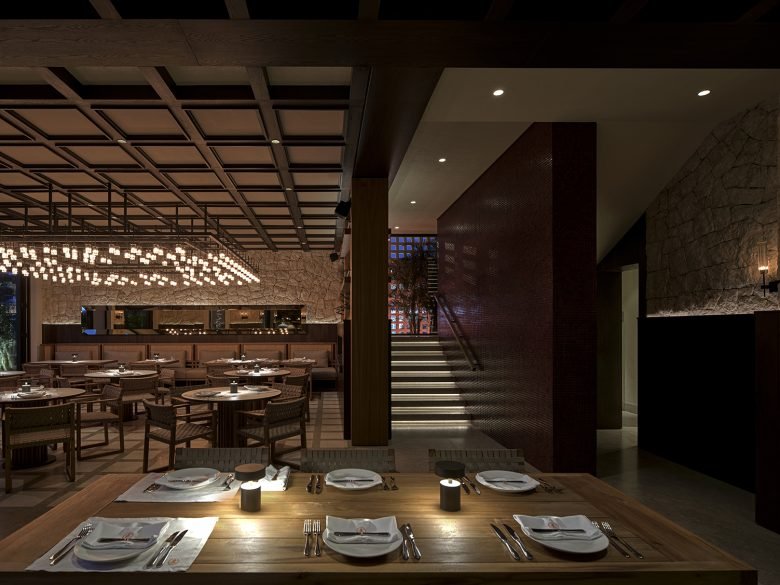 Alma 餐厅 – Side