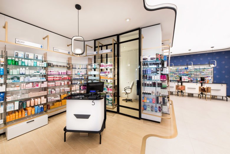 FARMACIA SELLA（意大利贝加莫）由 AMlab 设计