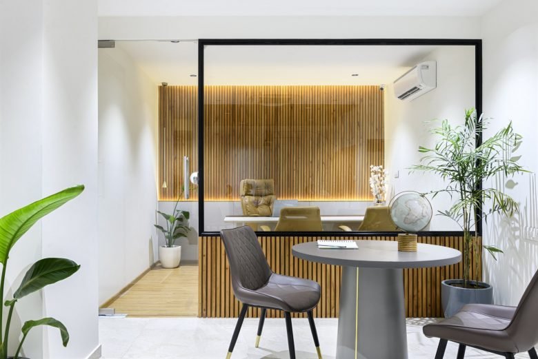 由 ARTYSTRY 设计师设计的 MAP 海岸顾问 由 ARTYSTRY 设计师设计的 MAP 海岸顾问