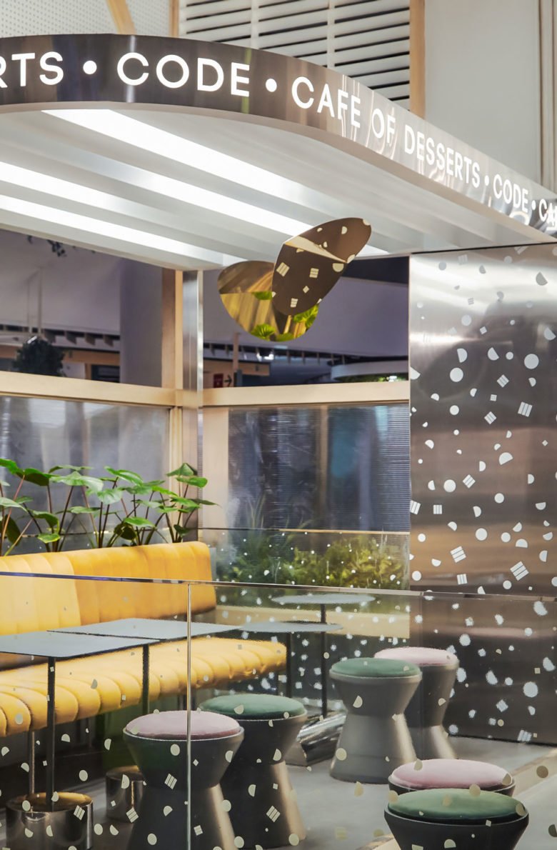 Taste Space 设计的 C O D E（甜点爱好者咖啡馆）