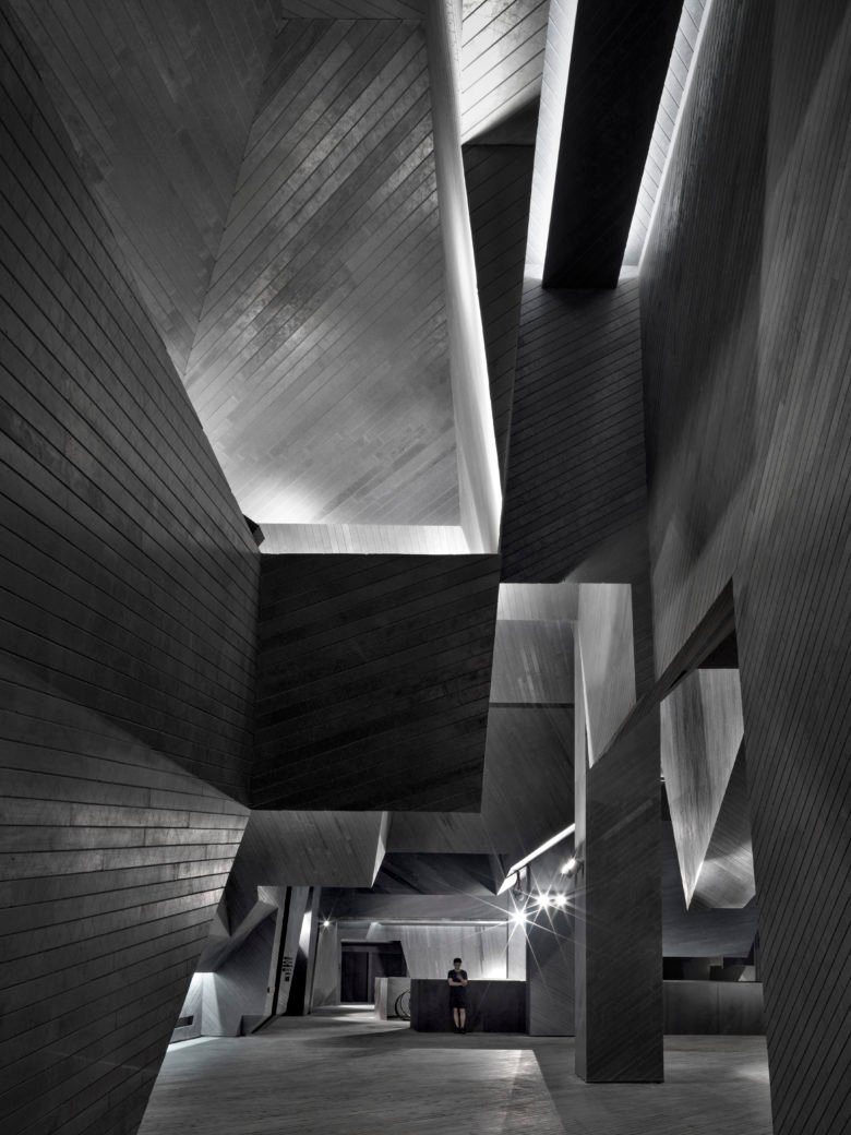 湖北长江电影集团 – 维嘉银尚国际影城 D – MALL