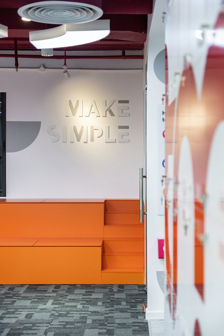 令人惊叹的办公室——不是太大,但很困难,令人惊叹。 令人惊叹的办公室——不是太大,但很困难,令人惊叹。