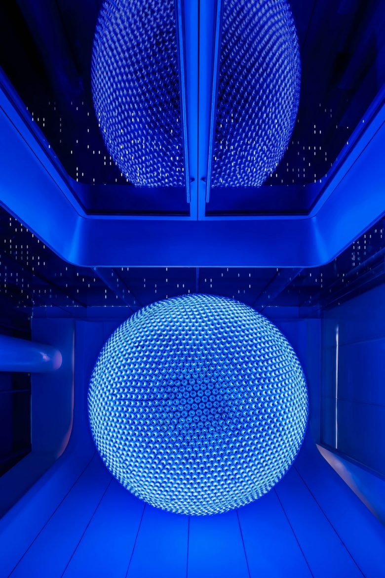 保利丰盛销售中心天际线花园，T.K. 楚设计