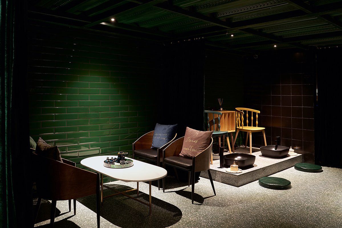 DDDD Creative Studio 的 AROMA DREAM