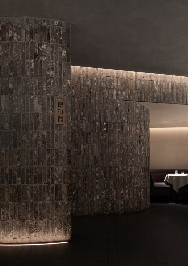 四季民福烤鸭店 ( 外白渡桥店) 四季民福烤鸭店 (外白渡桥店)