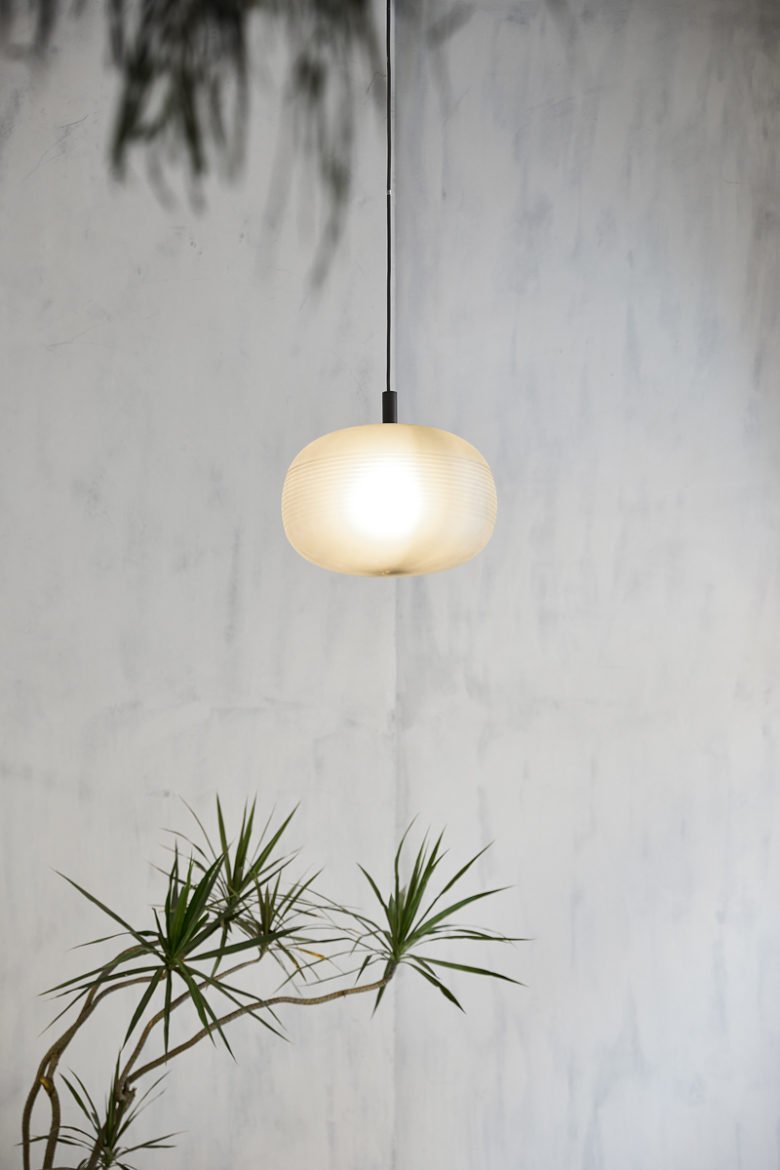 STUDIO8 设计的 CHARCOHOL 餐厅和鸡尾酒吧