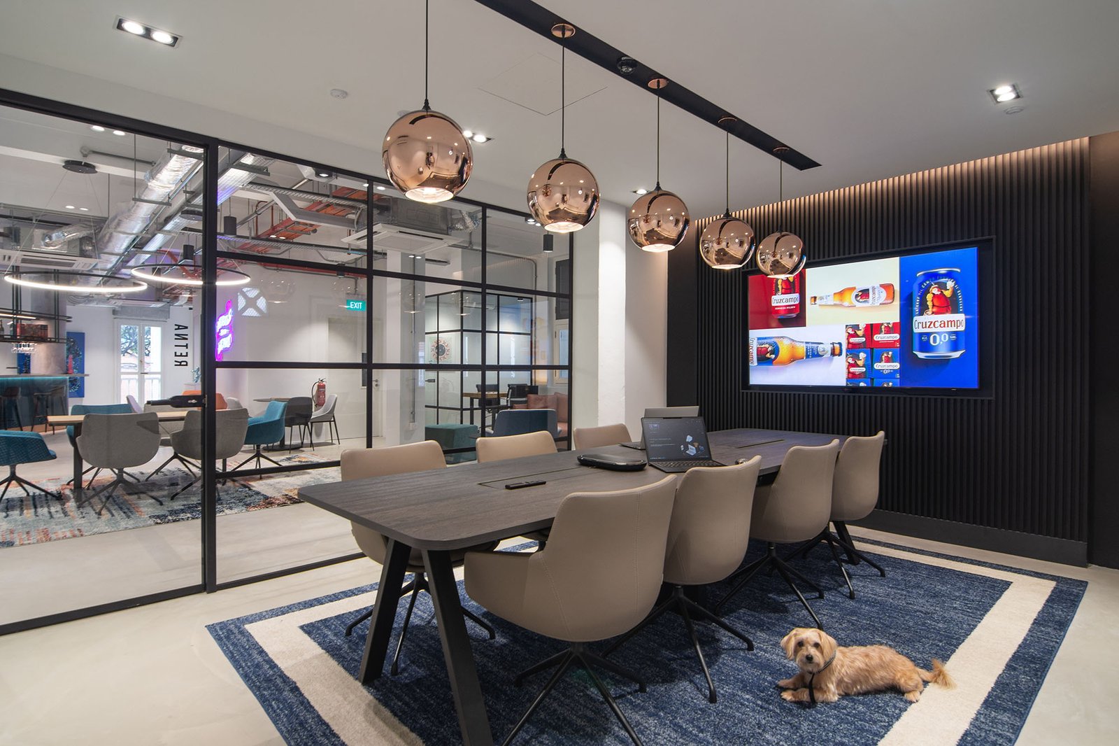 防弹新加坡工作室