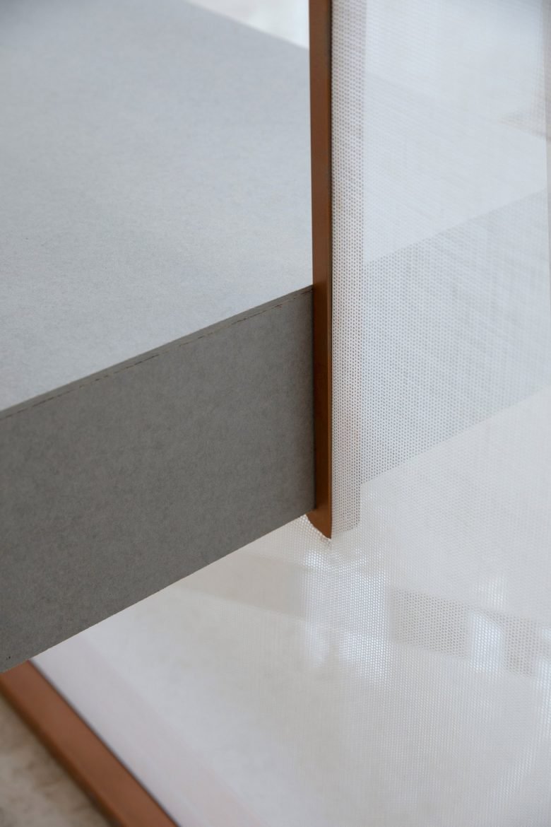 材质对比 x 极简精神 – Vivamens 展厅 by SHARK&SHARK