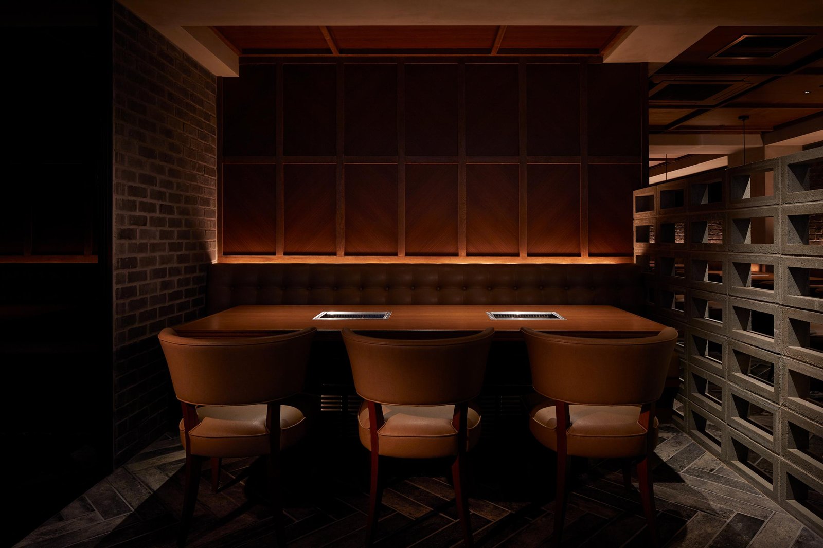 USHIDOKI TOKYO USHIDOKI TOKYO