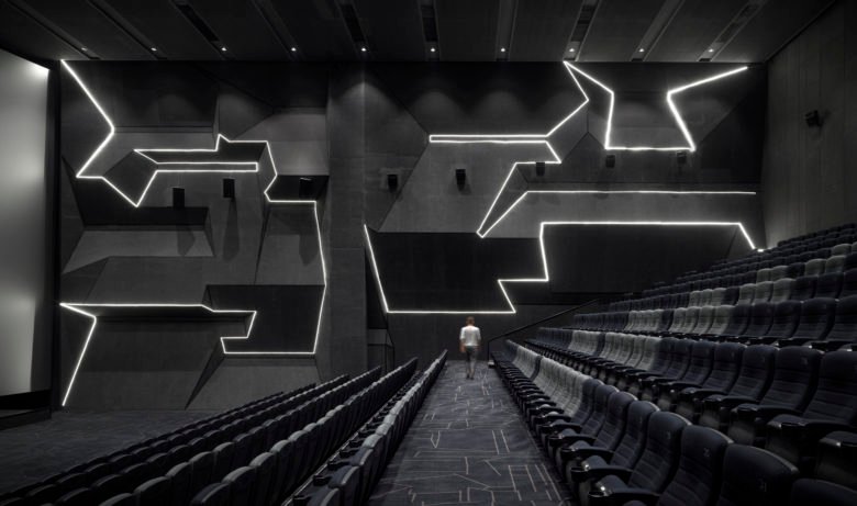 湖北长江电影集团 – 维嘉银尚国际影城 D – MALL