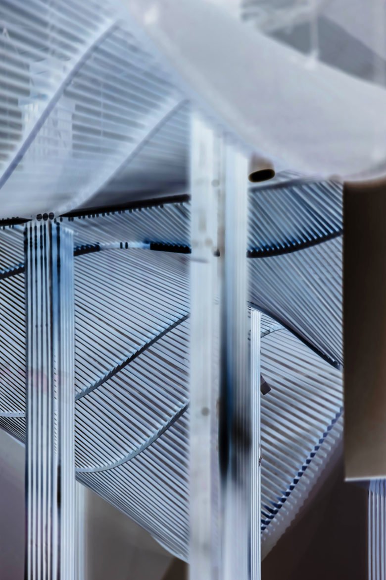 在海浪下起舞 — AFRiCONIC Boutique Bistro of Red Wine, Atelier Tree