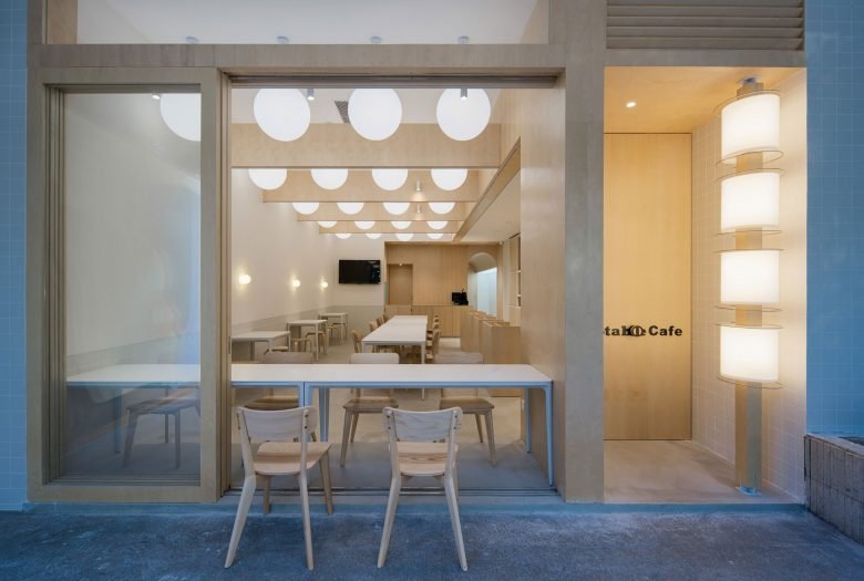 Ufotable Cafe 由 Non Studio Design & Research 设计 Ufotable Cafe 由 Non Studio Design & Research 设计