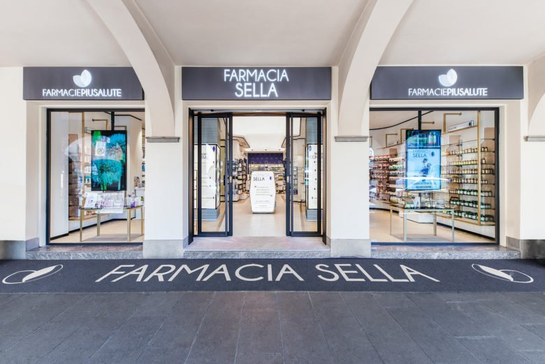 FARMACIA SELLA（意大利贝加莫）由 AMlab 设计