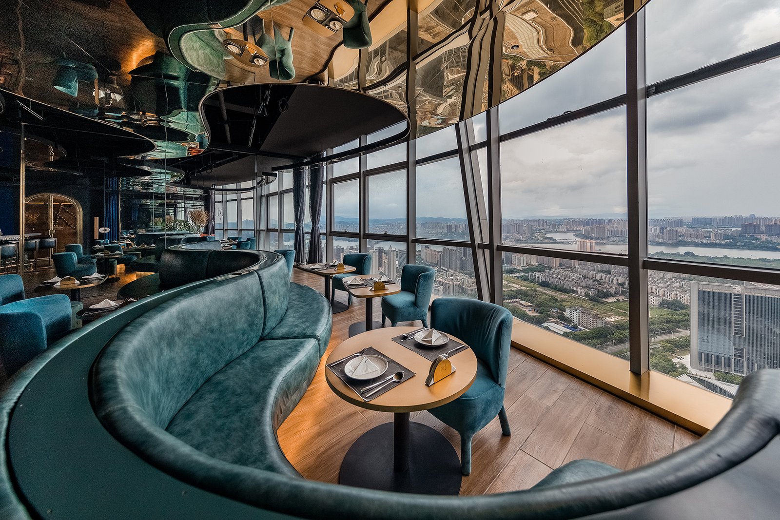 现代丛林酒吧 现代丛林酒吧