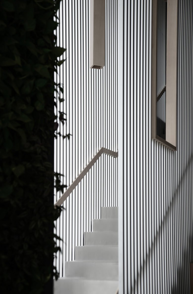 石兰餐厅（Ali Bahmanyar – Mahmood Ebrahimi）