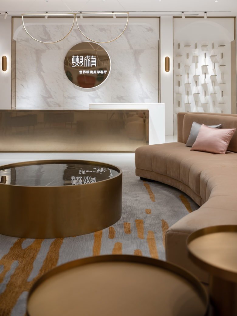 Dressmaker——眼镜零售盛宴。