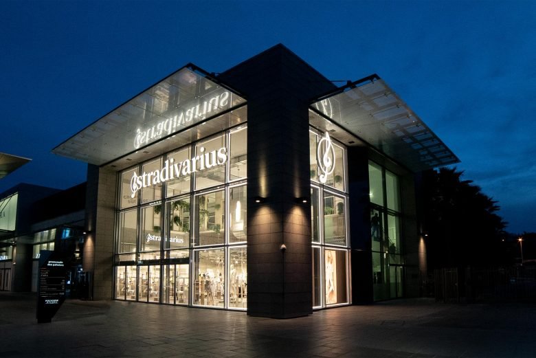 Stradivarius – Instronic 光栅 Stradivarius – Instronic 光栅