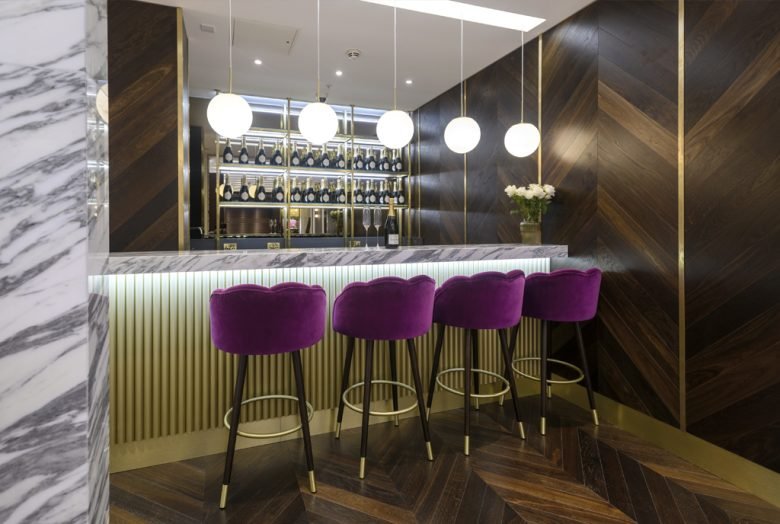 PRAVINS 珠宝店由 Lisa Moss 设计