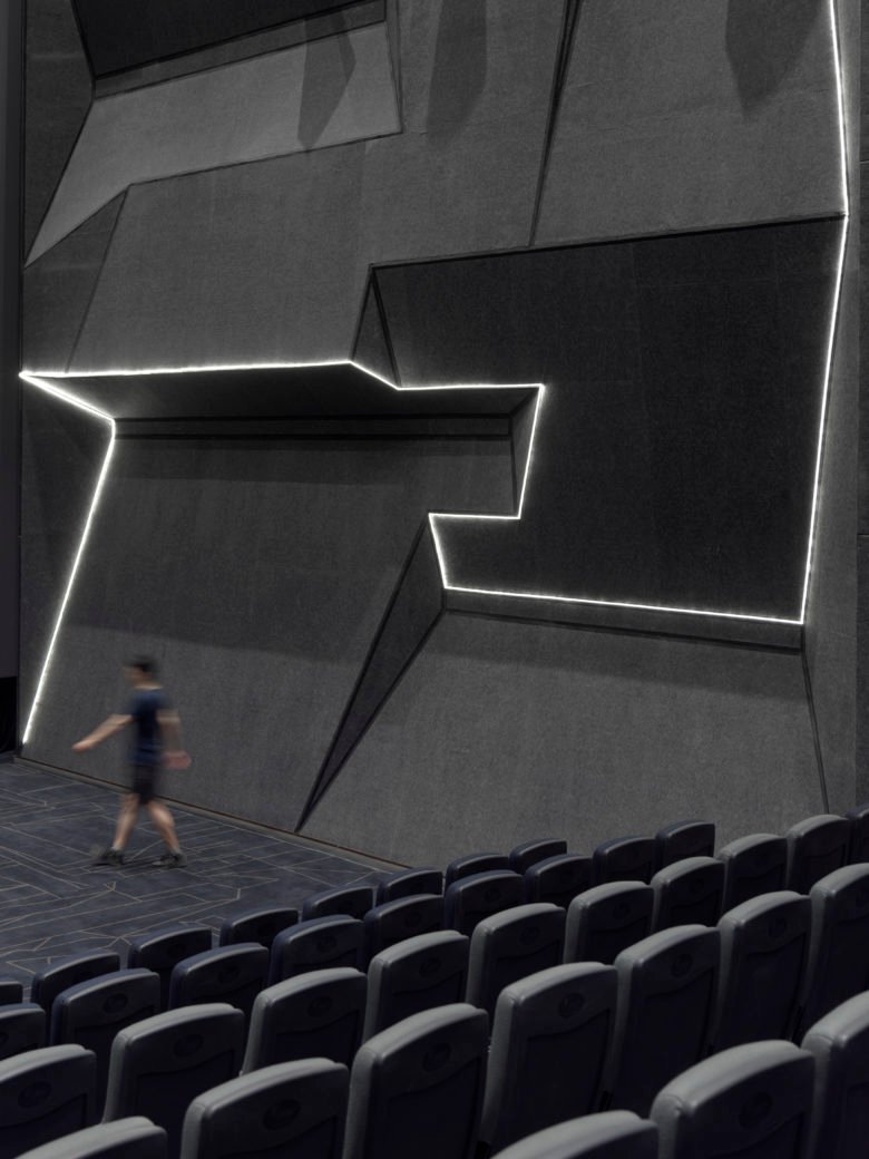 湖北长江电影集团 – 维嘉银尚国际影城 D – MALL