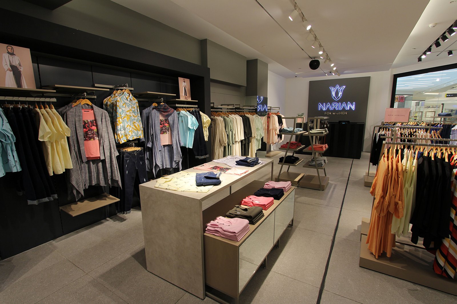 德黑兰 NARIAN 商店 by Payatarhoform