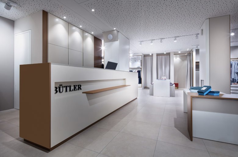 Bütler Fashion,利斯塔尔(瑞士) Bütler Fashion,利斯塔尔(瑞士)