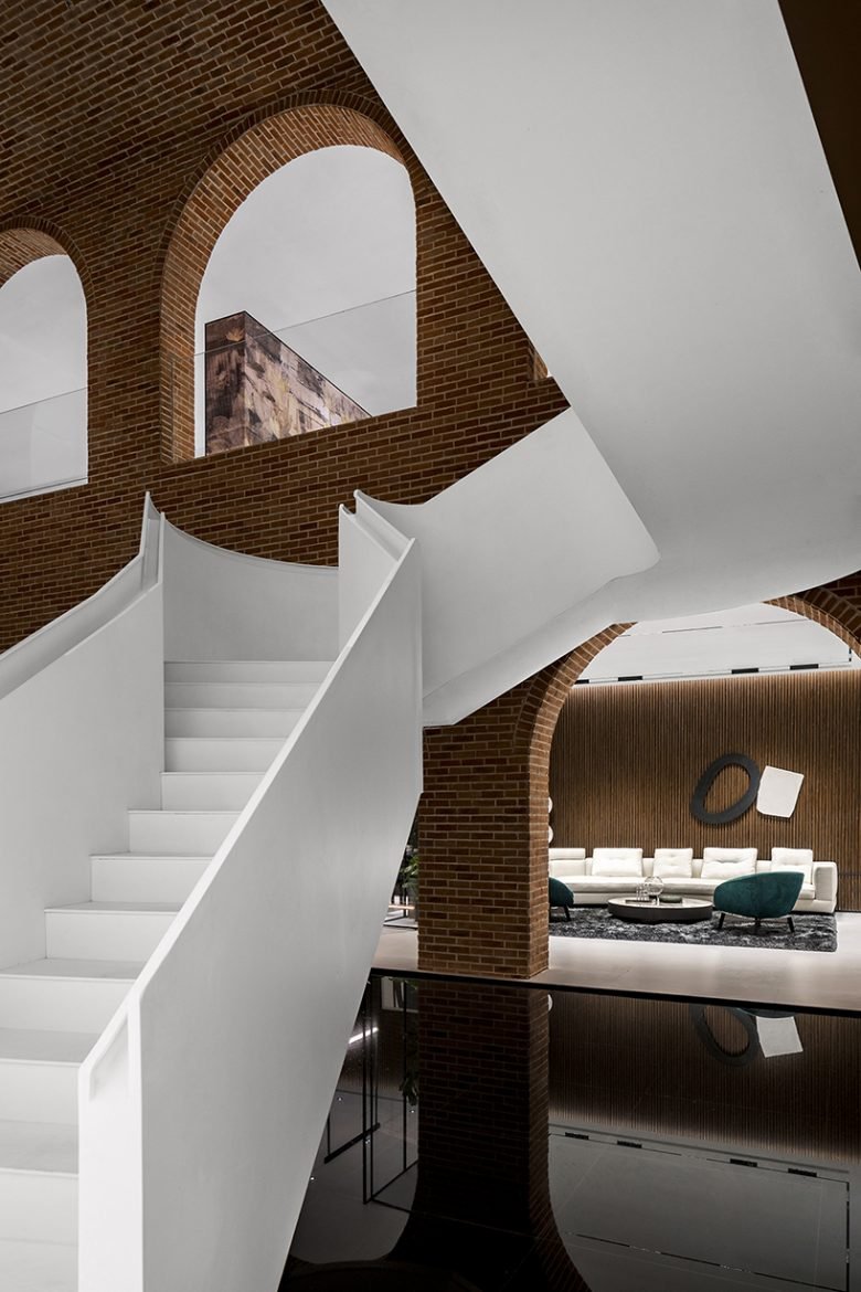 GIORIO CASA:和平空间的营造,作者:王中立 GIORIO CASA:和平空间的营造,作者:王中立