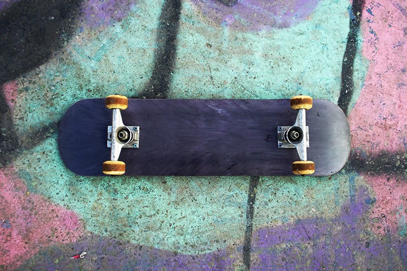 Jason Knight 开发由 100% 再生塑料制成的滑板板