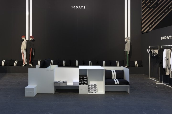 10 天在 Soft Architecture 设计的商店家具中购物,阿姆斯特丹 – 荷兰 10 天在 Soft Architecture 设计的商店家具中购物,阿姆斯特丹 – 荷兰