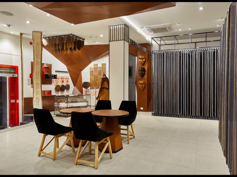 世纪层 I 平方英尺 2205 | 德里 – 印度